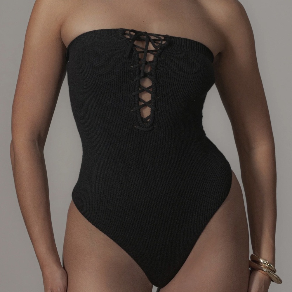 JLUXLABEL-NWT-SMALL-BLACK SEABOUND BODYSUIT BRAND NEW NEVER WORN